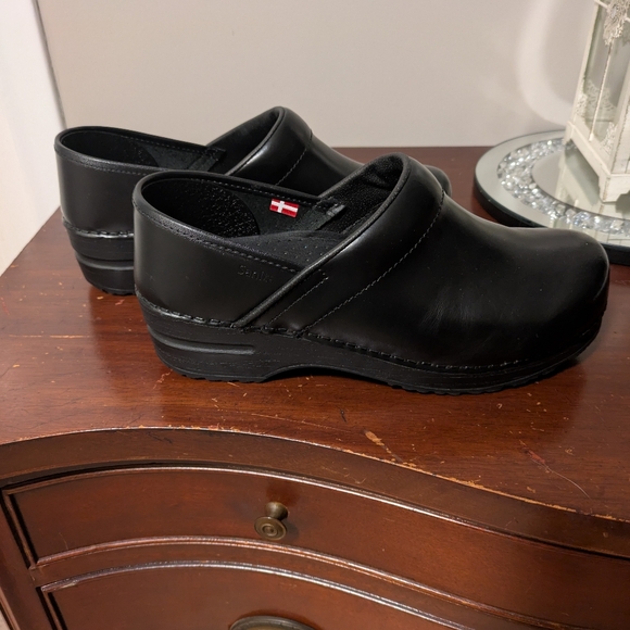 Sanita Pro. Cabrio Women's Clogs Black Size 39 - Picture 1 of 7
